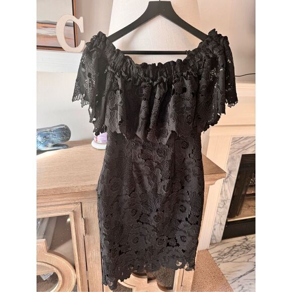 Badgley Mischka Black Lace Off The Shoulder Mini Dress Size 4 - Picture 2 of 10